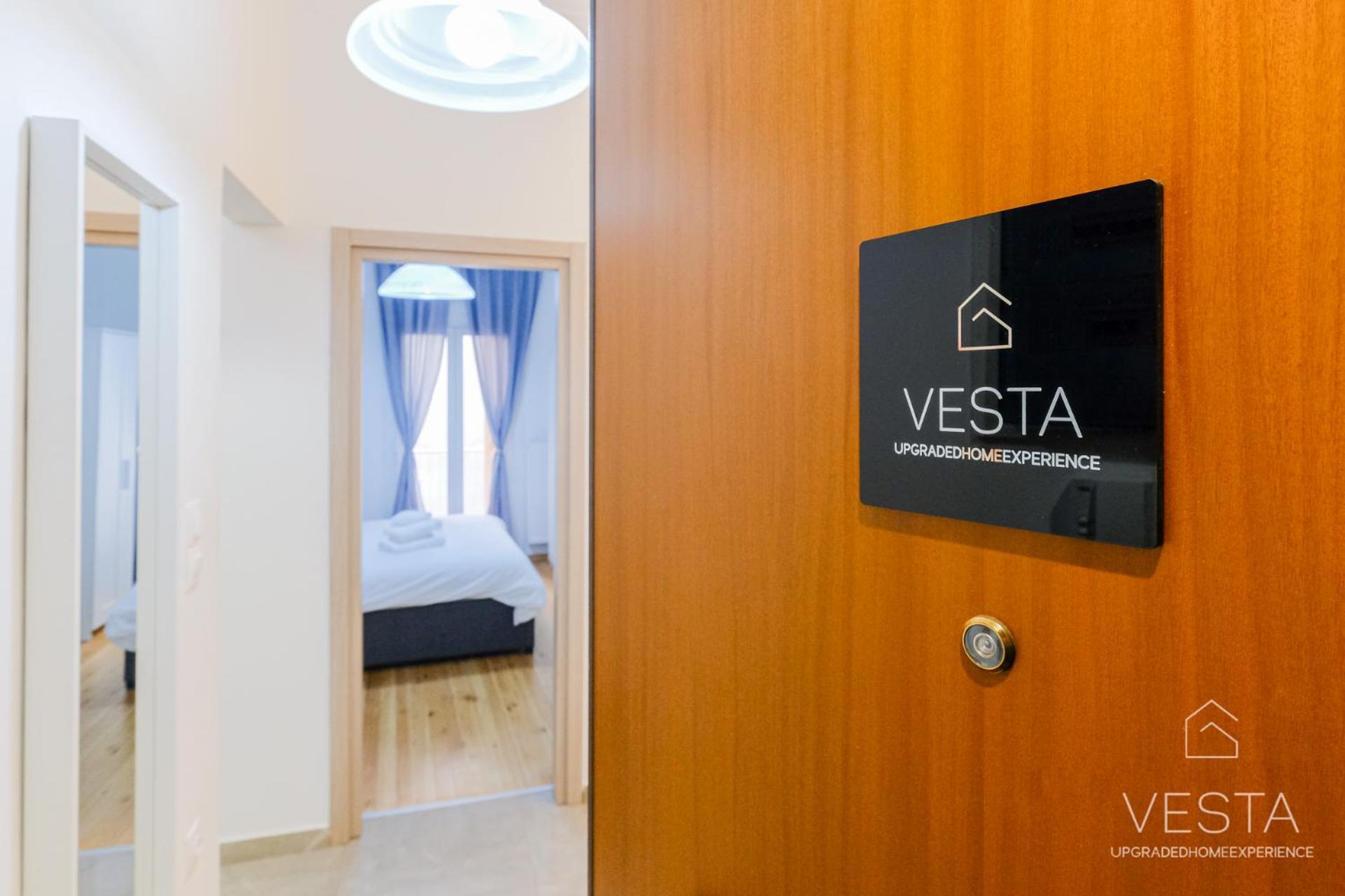Daylily, 2 Bdrm Apartment, Vesta Philoxenia Солун Екстериор снимка